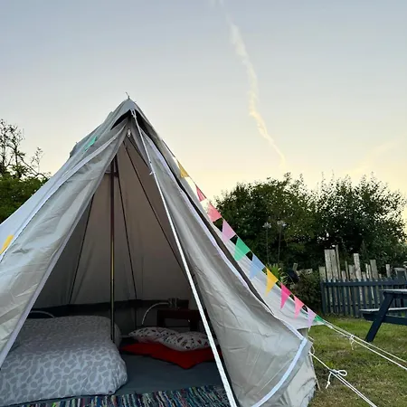 Emilies Bell Tent St Ives